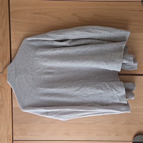 Saks Fifth Avenue Soft Beige Cashmere Top, Size Small - Picture 5 of 5